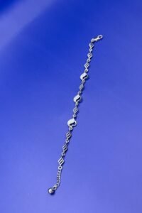 Silver Heart Twist Design Bracelet (6.630 gm)