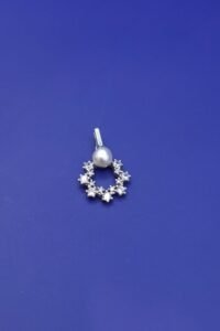 Silver Pearl Floral Designer Pendant (1.520 gm)